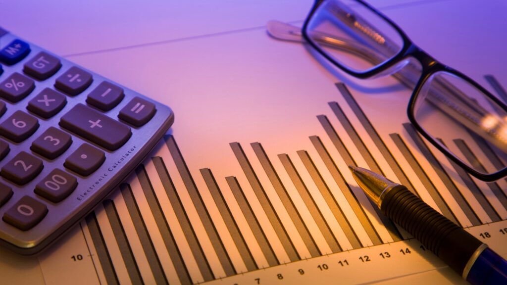 Qual a relação entre risco e retorno no mercado financeiro?