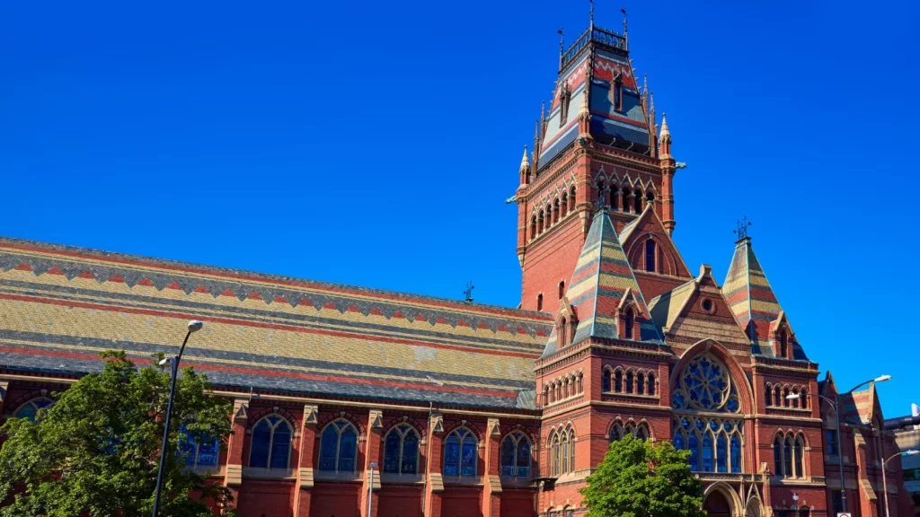 Harvard-Yale-e-Oxford-investem-em-ativos-alternativos